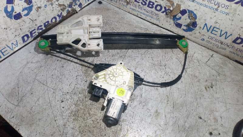 Recambio de ELEVALUNAS TRASERO DERECHO para AUDI A4 BER. (B8) Basis CAG referencia OEM IAM 8K0959812     - NEGRO 3