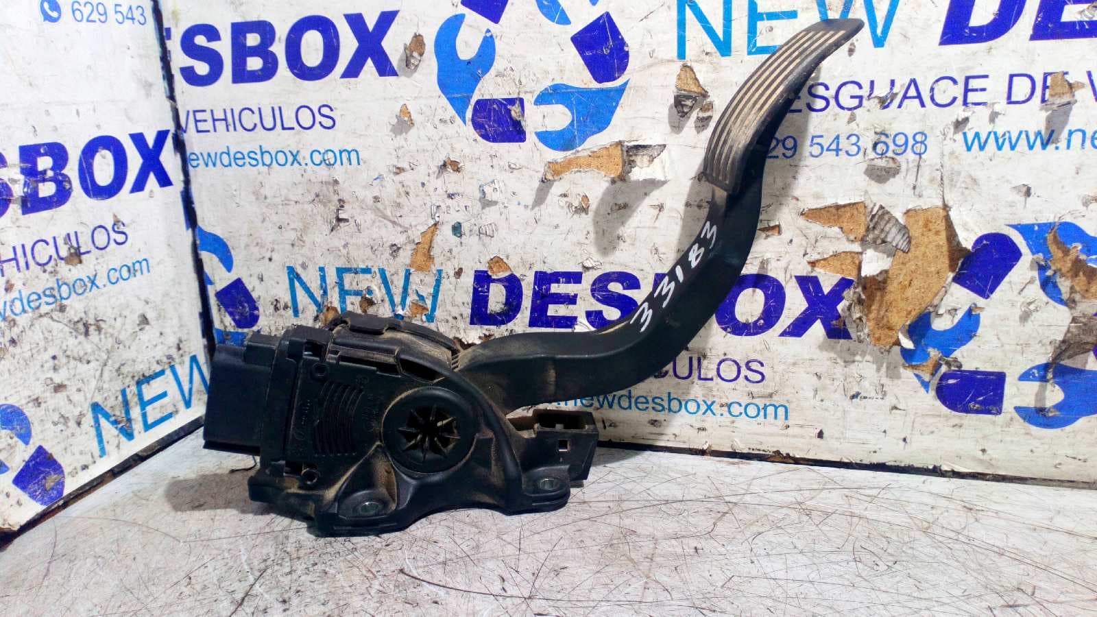 Recambio de PEDAL ACELERADOR para FORD S-MAX (CA1) Titanium (03.2010->) QXWB referencia OEM IAM    - BLANCO