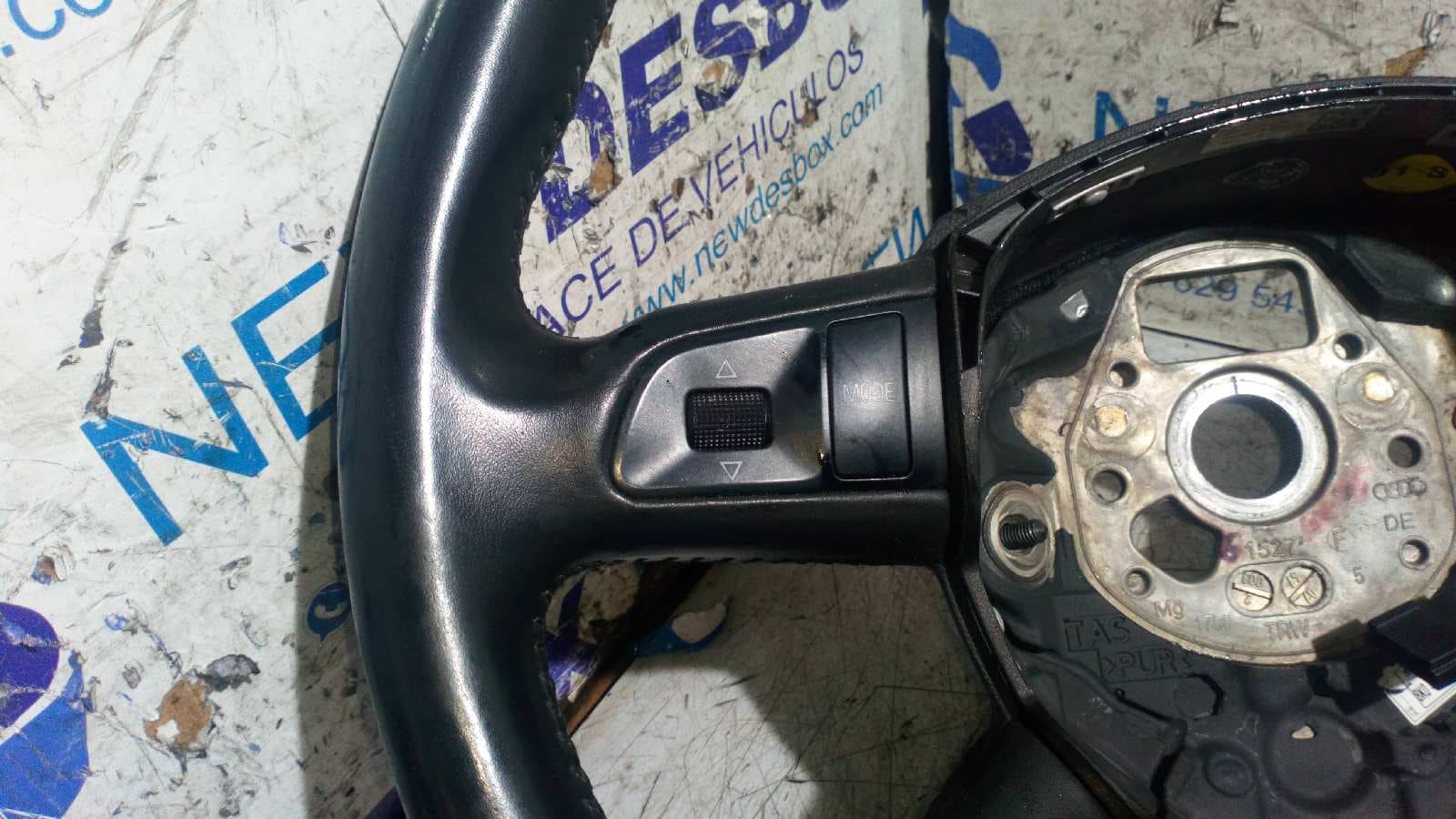 Recambio de VOLANTE para AUDI A4 BER. (B8) Basis CAG referencia OEM IAM 8K0419091BWUN    - NEGRO 6