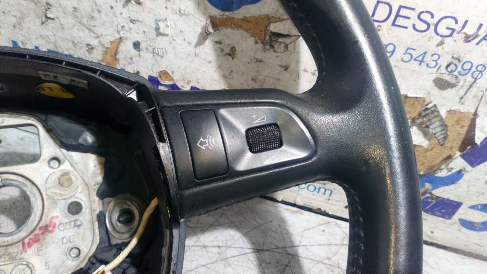 Recambio de VOLANTE para AUDI A4 BER. (B8) Basis CAG referencia OEM IAM 8K0419091BWUN    - NEGRO 2