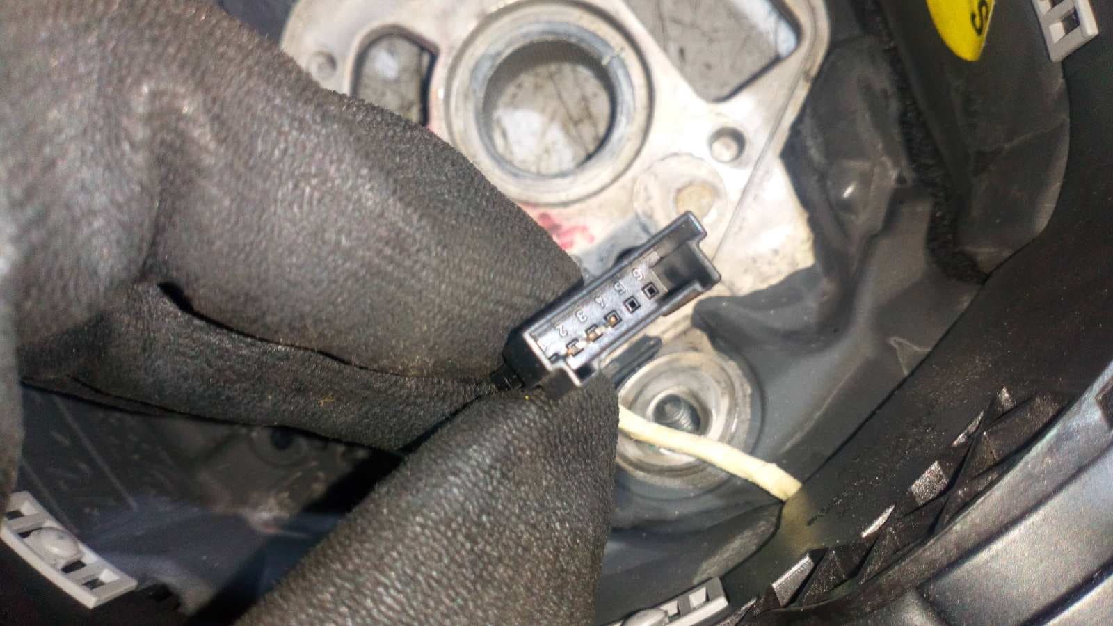 Recambio de VOLANTE para AUDI A4 BER. (B8) Basis CAG referencia OEM IAM 8K0419091BWUN    - NEGRO 4