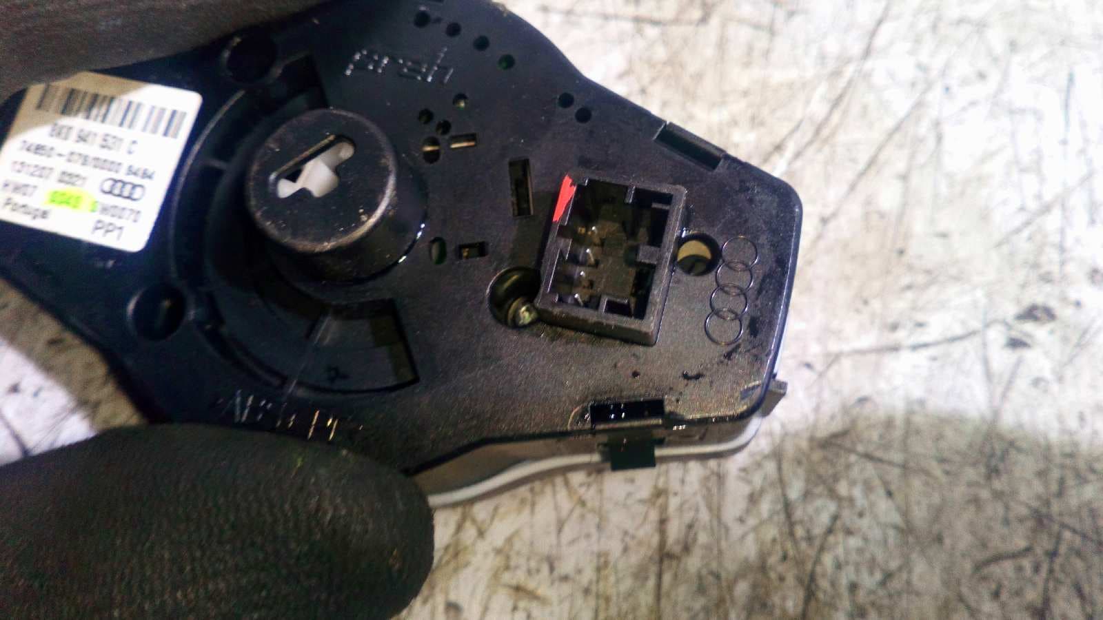 Recambio de MANDO LUCES para AUDI A4 BER. (B8) Basis CAG referencia OEM IAM 8K0941531C   - NEGRO 3
