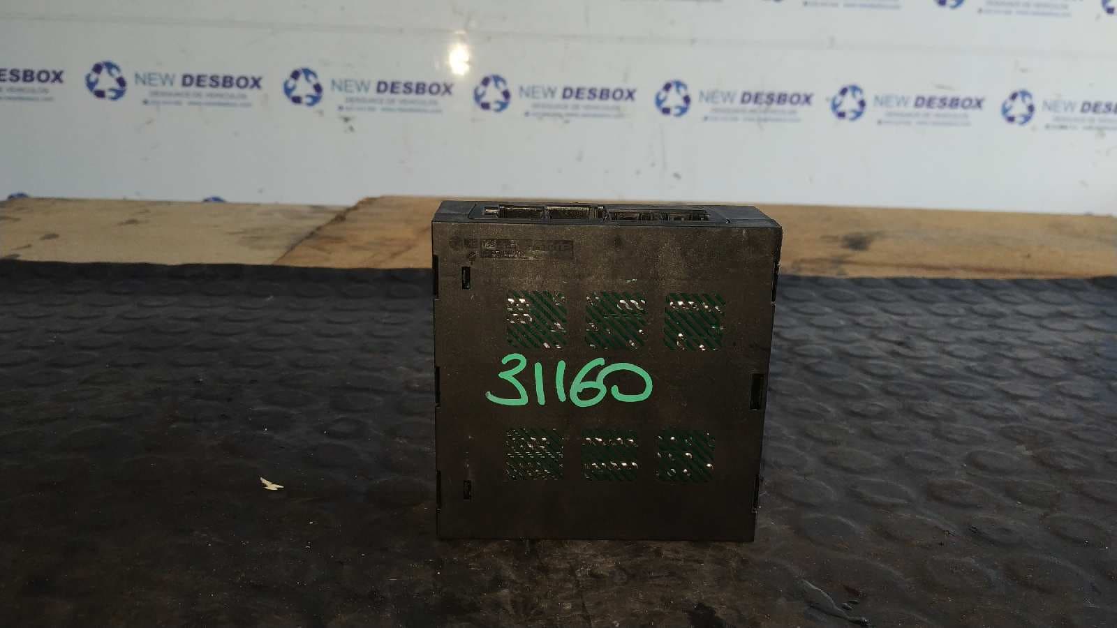 Recambio de CAJA RELES / FUSIBLES para BMW SERIE 7 (E65/E66) 760i N73B60 referencia OEM IAM 7510638   - AZUL 4