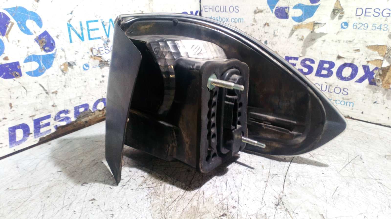Recambio de PILOTO TRASERO IZQUIERDO para FORD S-MAX (CA1) Titanium (03.2010->) QXWB referencia OEM IAM 162492   - BLANCO 2