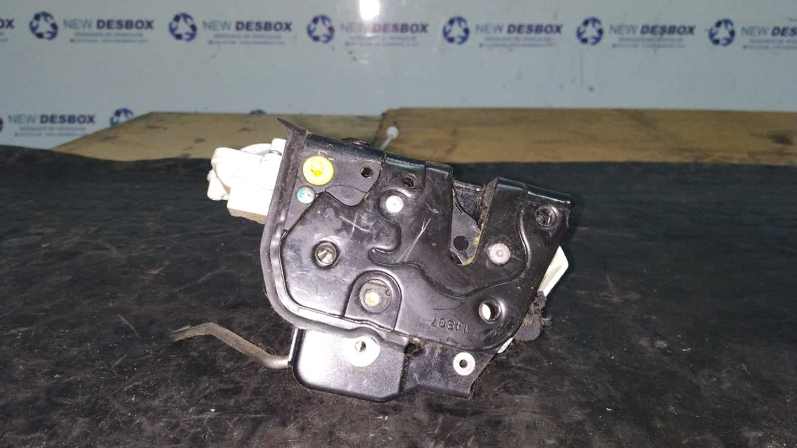 Recambio de CERRADURA PUERTA TRASERA IZQUIERDA para AUDI A4 BERLINA (8E) BRE        referencia OEM IAM 8E0839015AA   - NEGRO 2