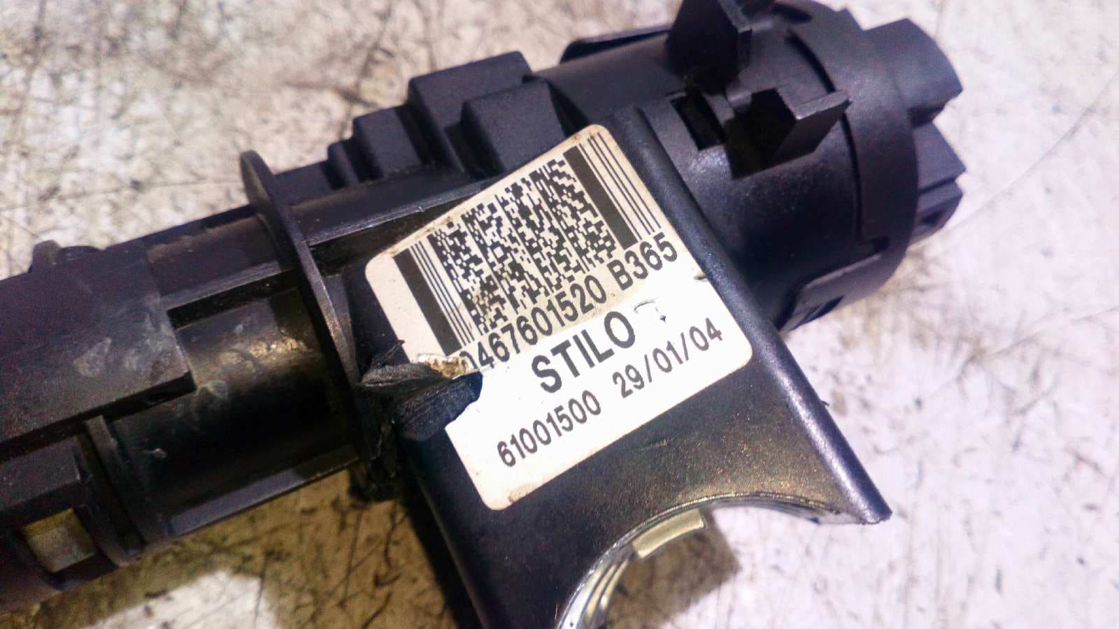 Recambio de CONMUTADOR DE ARRANQUE para FIAT IDEA (135) 1.4 16V Active (I+A) 843A1000 referencia OEM IAM 61001500   - BLANCO 3