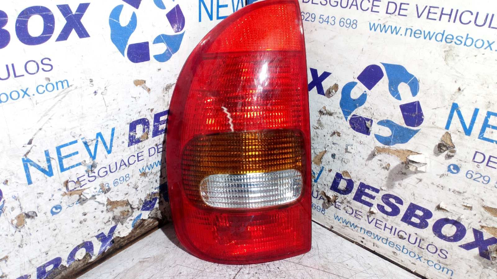 Recambio de PILOTO TRASERO IZQUIERDO para OPEL CORSA B referencia OEM IAM 01442190GLR