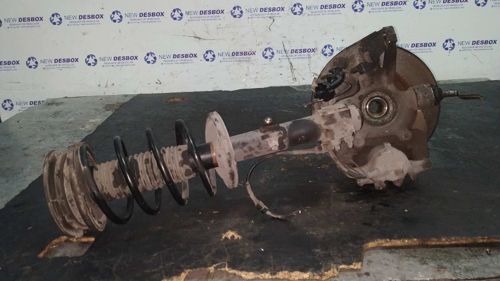 Recambio de MANGUETA DELANTERA DERECHA para PEUGEOT 607 (S1) Básico 4HXDW12TED4FAP referencia OEM IAM    - AZUL