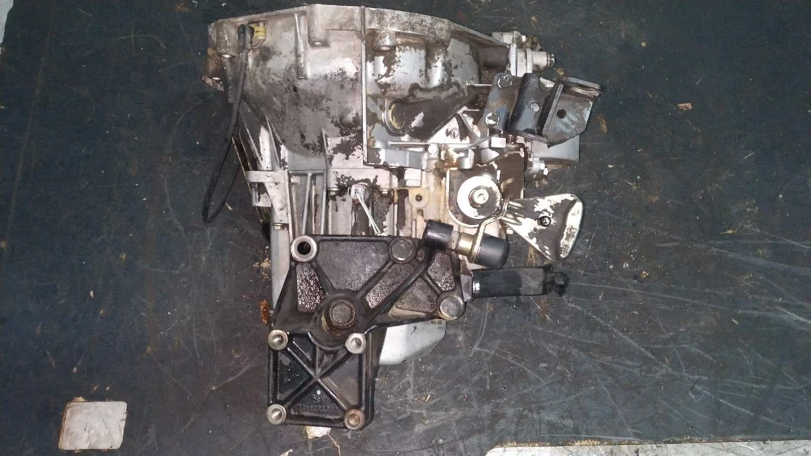 Recambio de CAJA CAMBIOS para PEUGEOT BOXER COMBI (RS2850)(270/310)(->'02) 2.5 Diesel T9A referencia OEM IAM 20UE07   - BLANCO 2