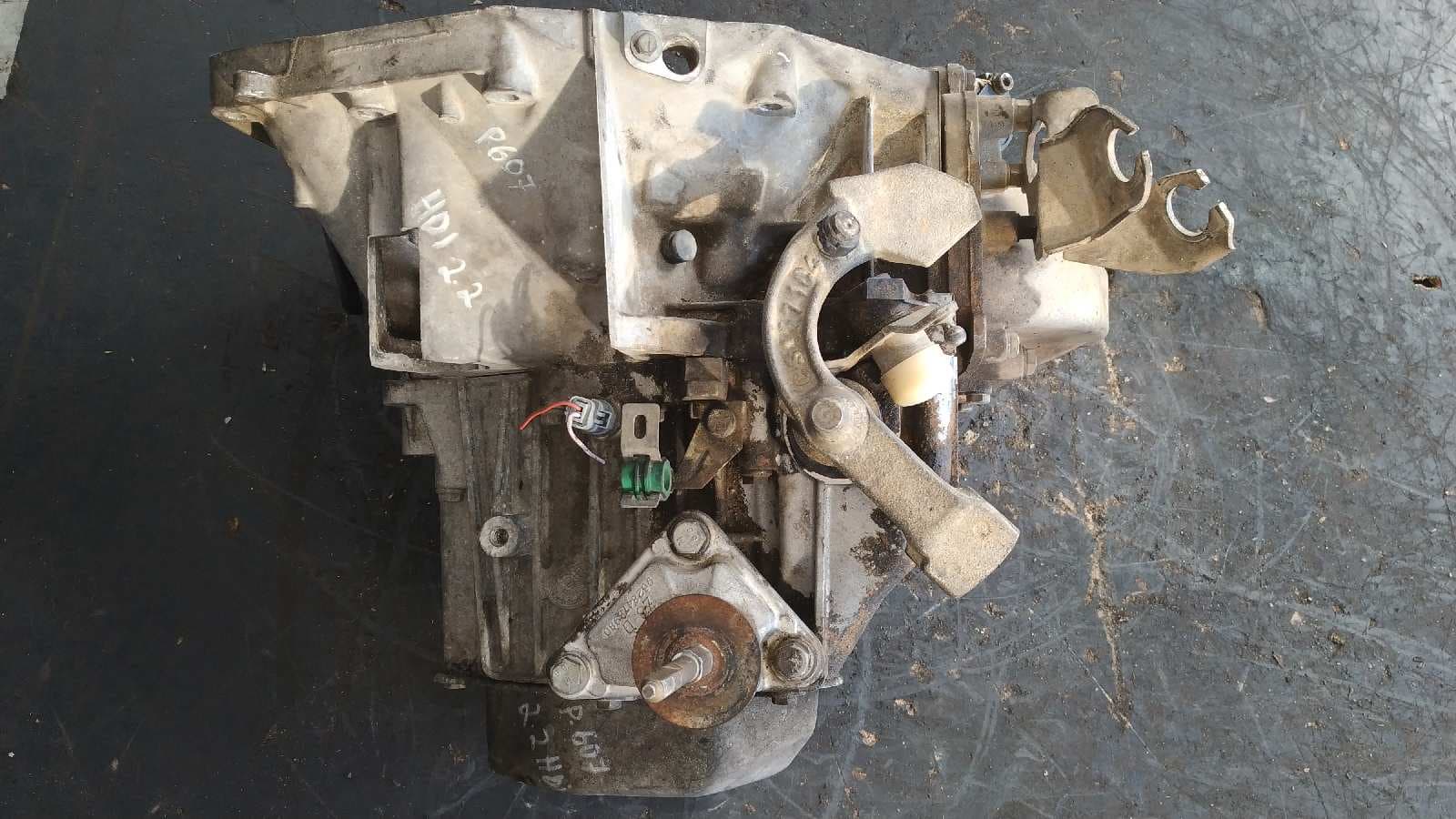 Recambio de CAJA CAMBIOS para PEUGEOT 607 (S1) Básico 4HXDW12TED4FAP referencia OEM IAM 20UE05   - AZUL 3