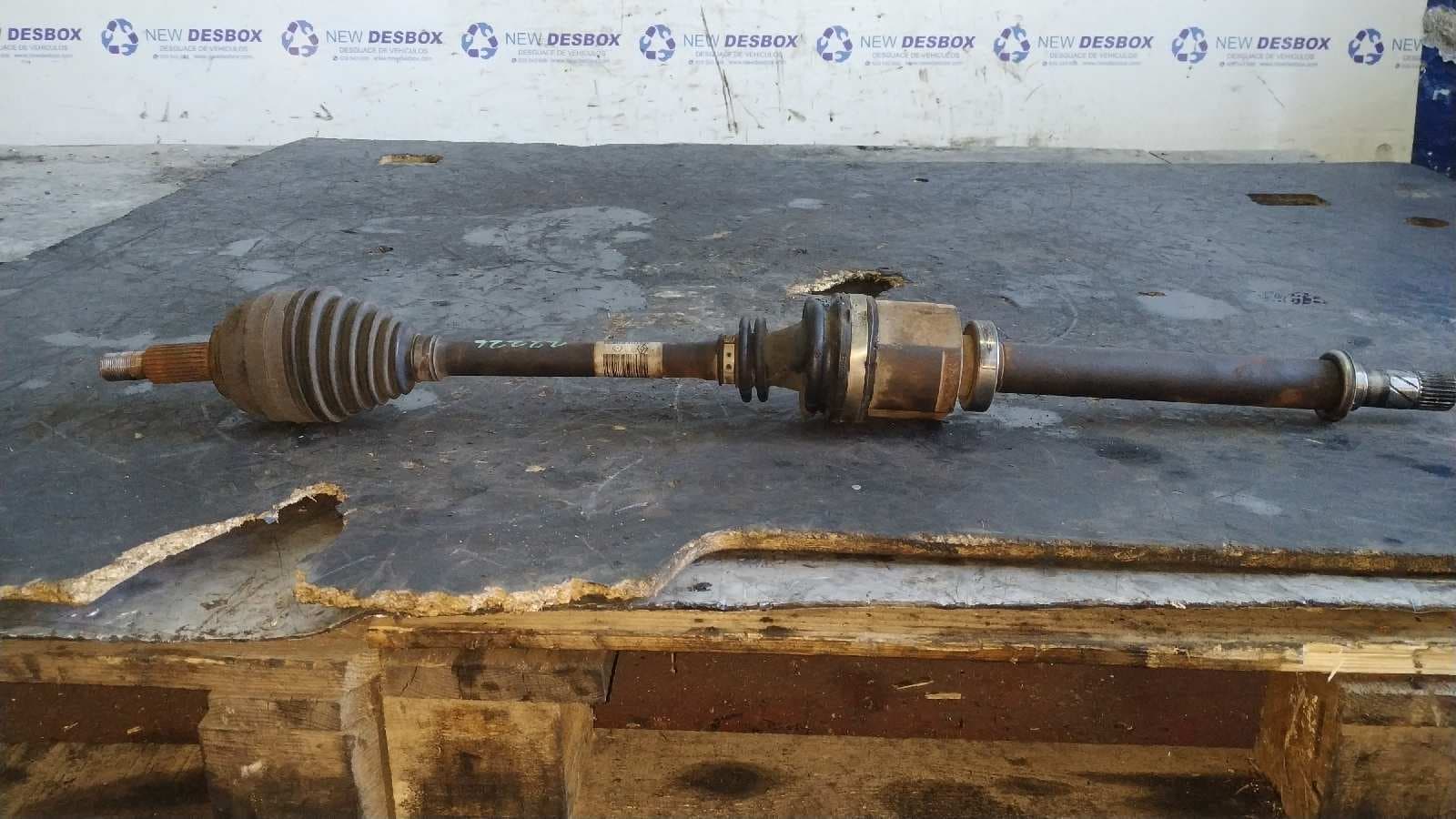 Recambio de TRANSMISION DELANTERA DERECHA para RENAULT CLIO III 1.5 dCi Diesel K9K N7 referencia OEM IAM 8200441340   - AZUL