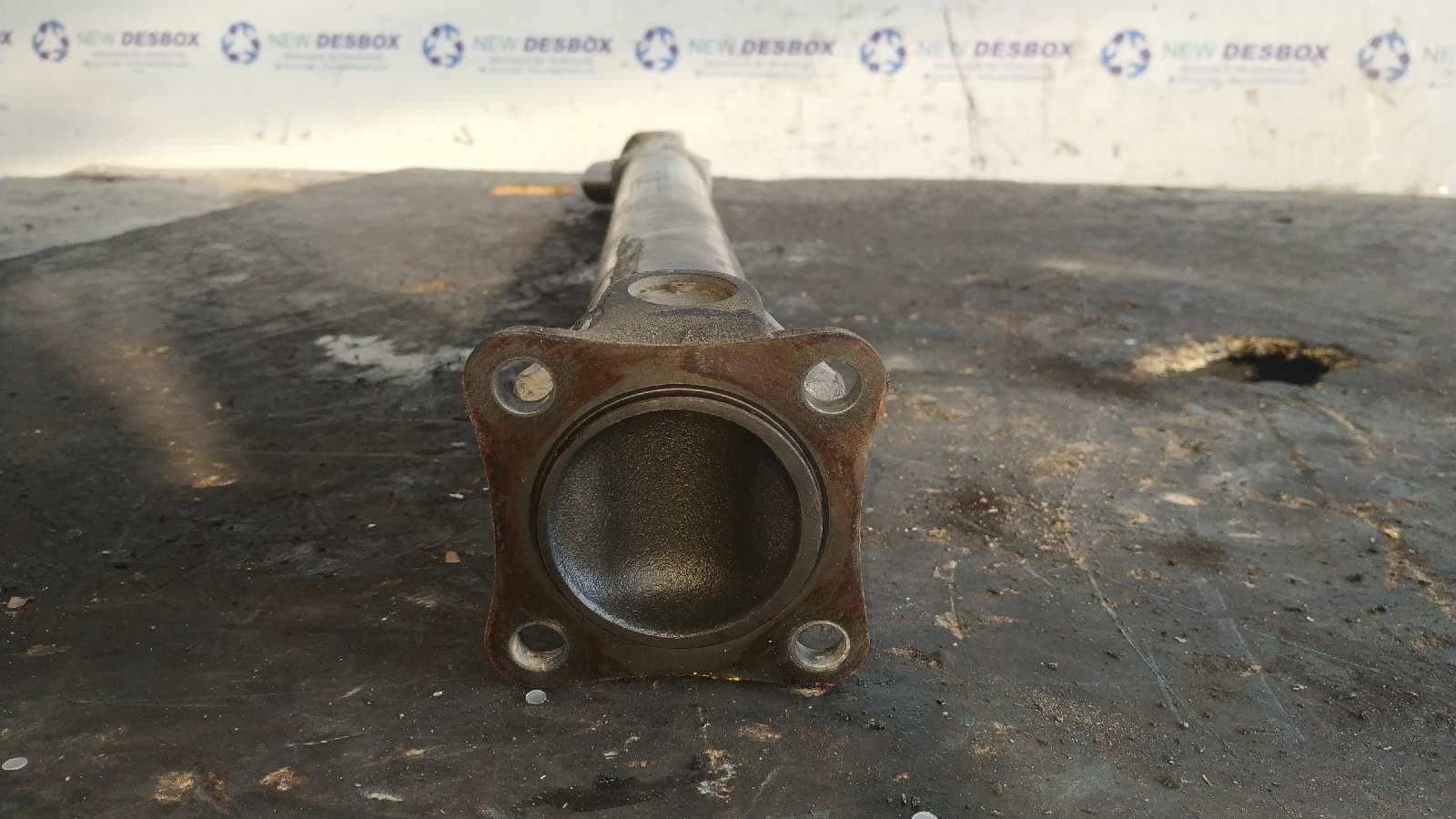 Recambio de TRANSMISION CENTRAL para NISSAN TERRANO/TERRANO.II (R20) TD27 referencia OEM IAM    - BLANCO 2