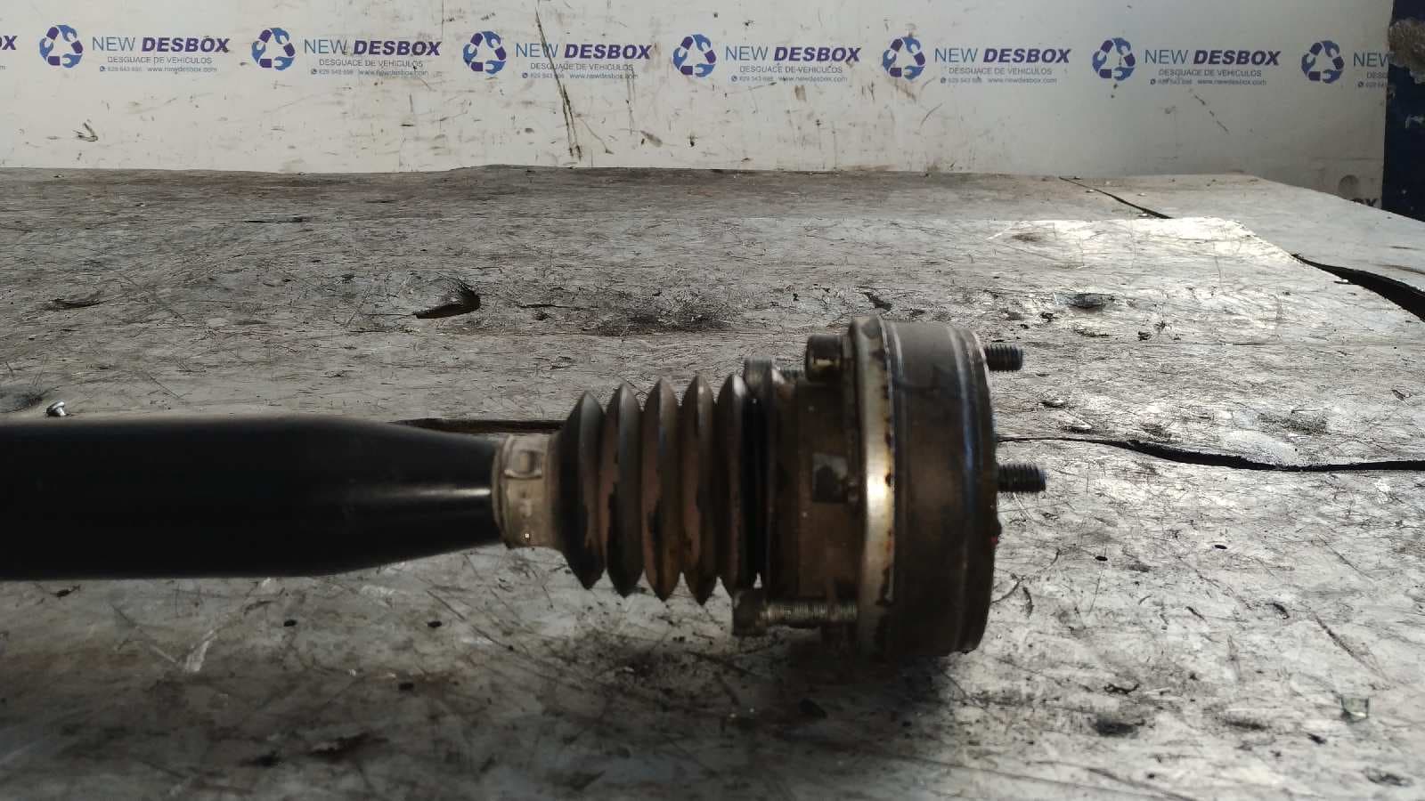 Recambio de TRANSMISION DELANTERA DERECHA para SKODA FABIA (5J2 ) 1.2 CHFA referencia OEM IAM 6Q2407272BD   - BLANCO 5