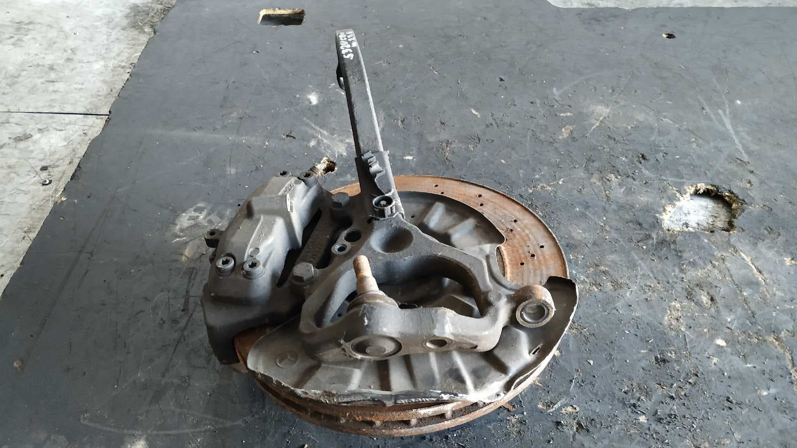 Recambio de MANGUETA DELANTERA IZQUIERDA para MERCEDES-BENZ CLASE S (W220) BERLINA 320 CDI (220.025) OM648960 referencia OEM IAM 2203303720   - VERDE 2