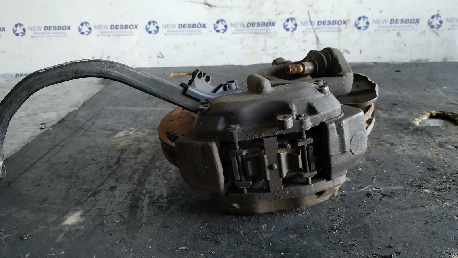 Recambio de MANGUETA DELANTERA IZQUIERDA para MERCEDES-BENZ CLASE S (W220) BERLINA 320 CDI (220.025) OM648960 referencia OEM IAM 2203303720   - VERDE 3