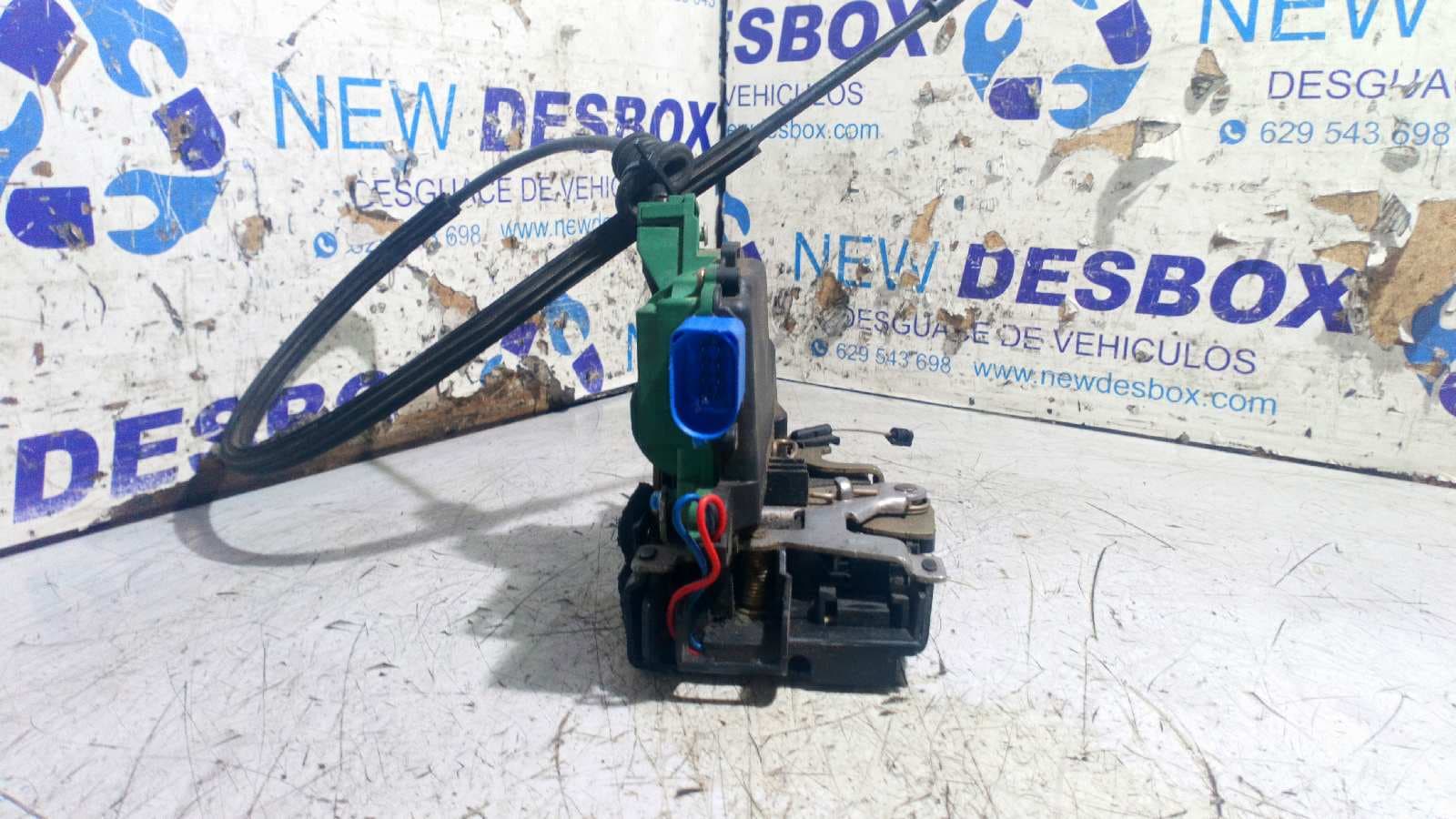 Recambio de CERRADURA PUERTA DELANTERA IZQUIERDA para VOLKSWAGEN POLO (9N1) referencia OEM IAM C3B1837015AM 2