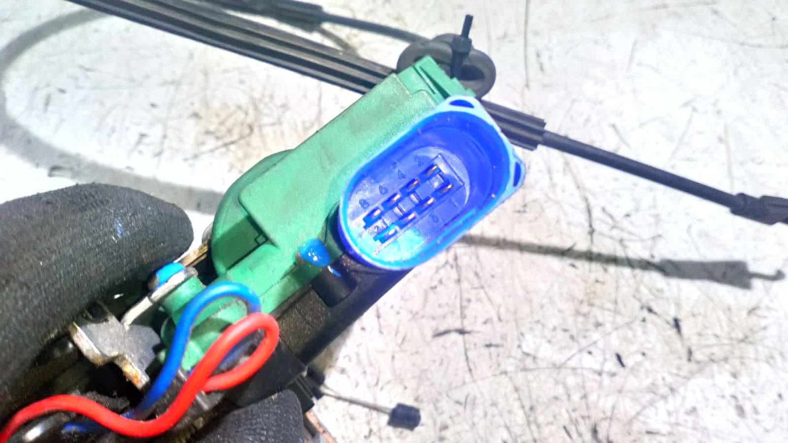 Recambio de CERRADURA PUERTA DELANTERA IZQUIERDA para VOLKSWAGEN POLO (9N1) referencia OEM IAM C3B1837015AM 3