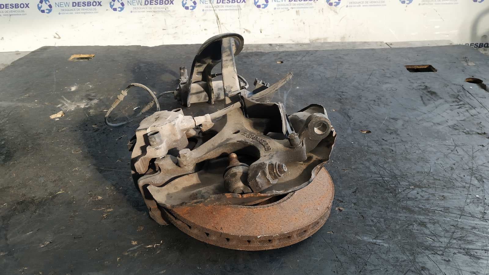Recambio de MANGUETA DELANTERA IZQUIERDA para MERCEDES-BENZ CLASE E (W210) BERLINA DIESEL 3.0 Turbodiesel CAT 606962 referencia OEM IAM 210301   - NEGRO 3