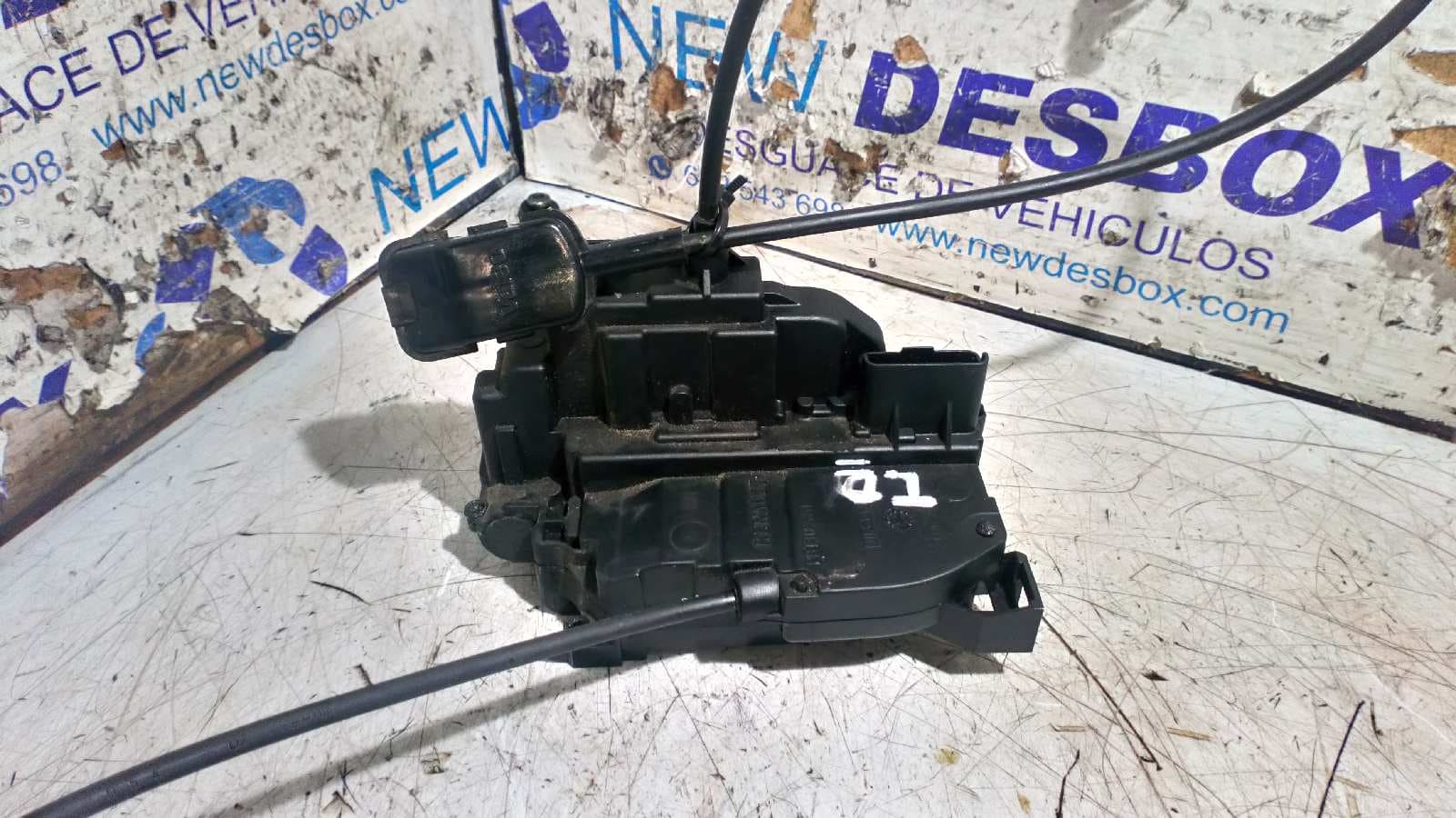 Recambio de CERRADURA PUERTA TRASERA DERECHA para RENAULT CLIO III K9K N7 referencia OEM IAM 299161E   - AZUL 4