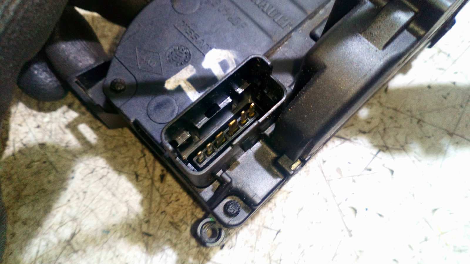 Recambio de CERRADURA PUERTA TRASERA DERECHA para RENAULT CLIO III K9K N7 referencia OEM IAM 299161E   - AZUL 6