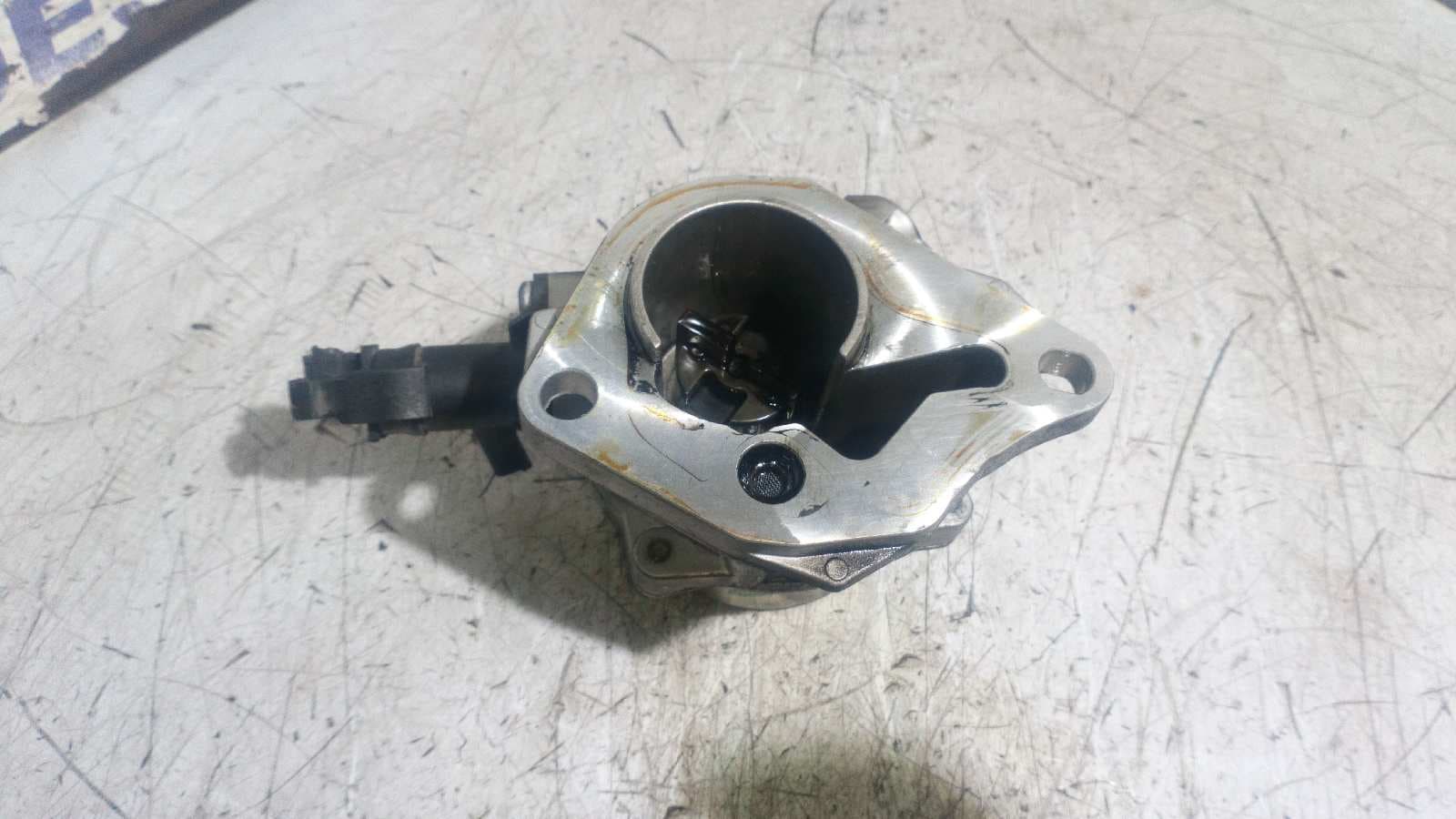 Recambio de DEPRESOR FRENO / BOMBA VACIO para RENAULT CLIO III 1.5 dCi Diesel K9K N7 referencia OEM IAM 7006730300   - AZUL 4