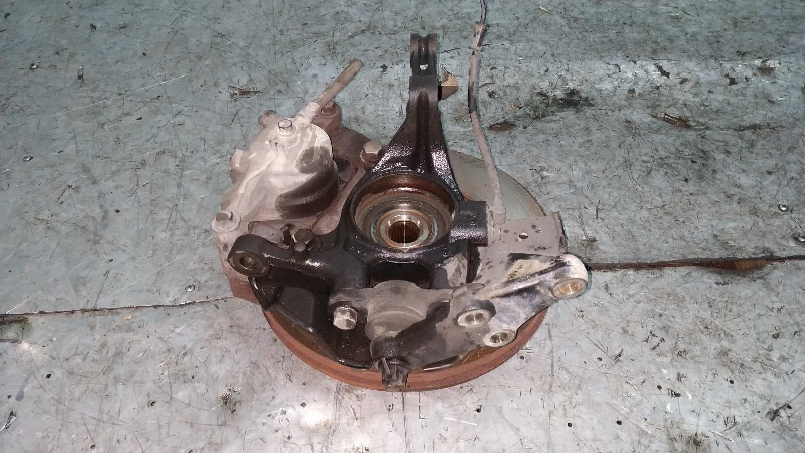 Recambio de MANGUETA DELANTERA DERECHA para KIA CARENS (UN) 2.0 CRDi D4EA referencia OEM IAM FA10   - NEGRO 3