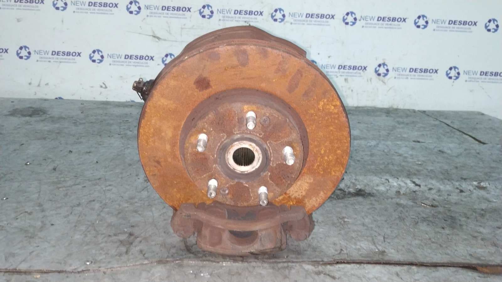 Recambio de MANGUETA DELANTERA DERECHA para KIA CARENS (UN) 2.0 CRDi D4EA referencia OEM IAM FA10   - NEGRO 5