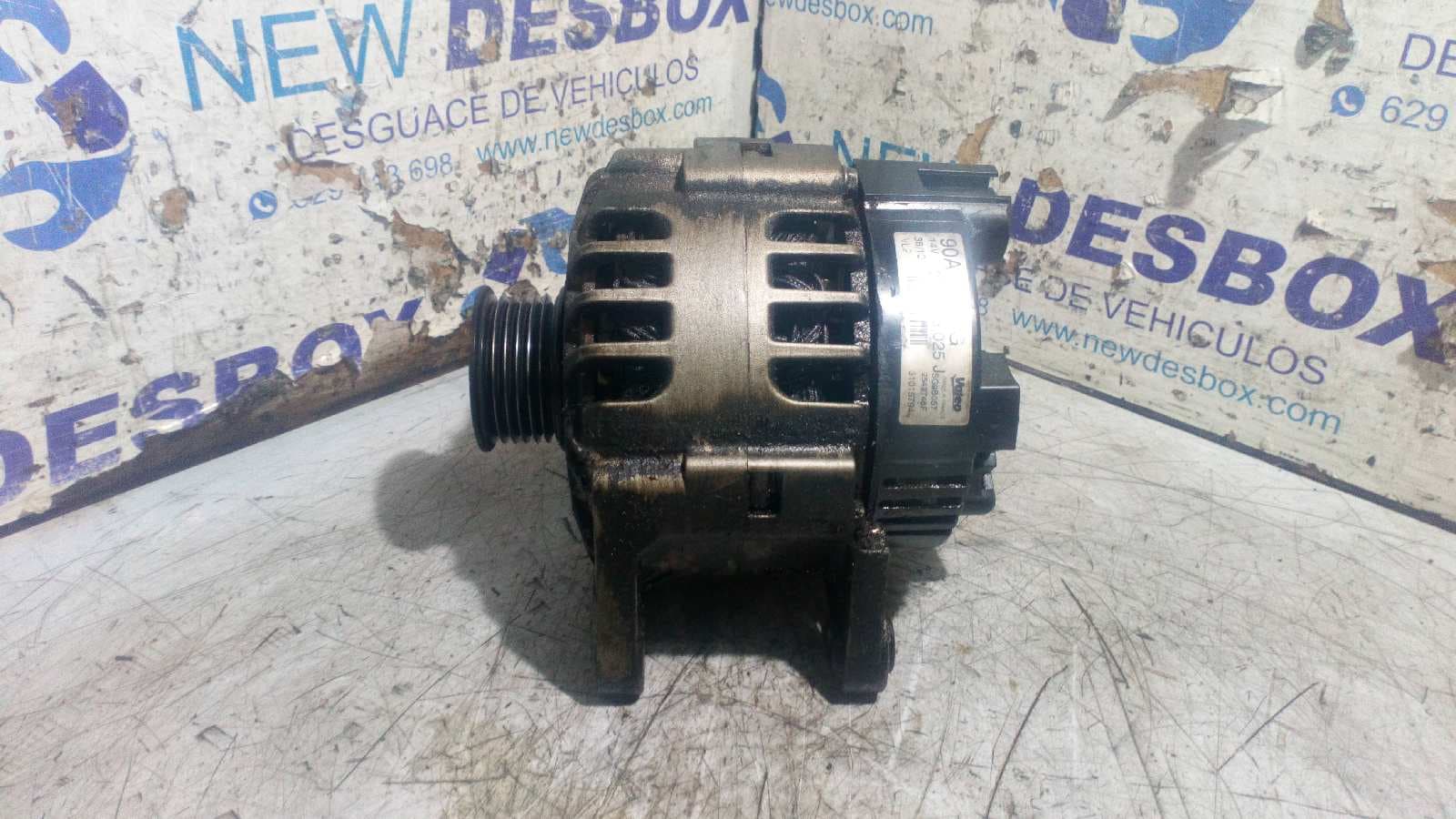 Recambio de ALTERNADOR para SKODA FABIA (5J2 ) 1.2 CHFA referencia OEM IAM 03D903025J   - BLANCO