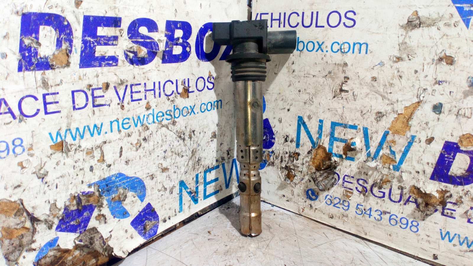 Recambio de BOBINA ENCENDIDO para SKODA FABIA (5J2 ) 1.2 CHFA referencia OEM IAM 03D905715A   - BLANCO