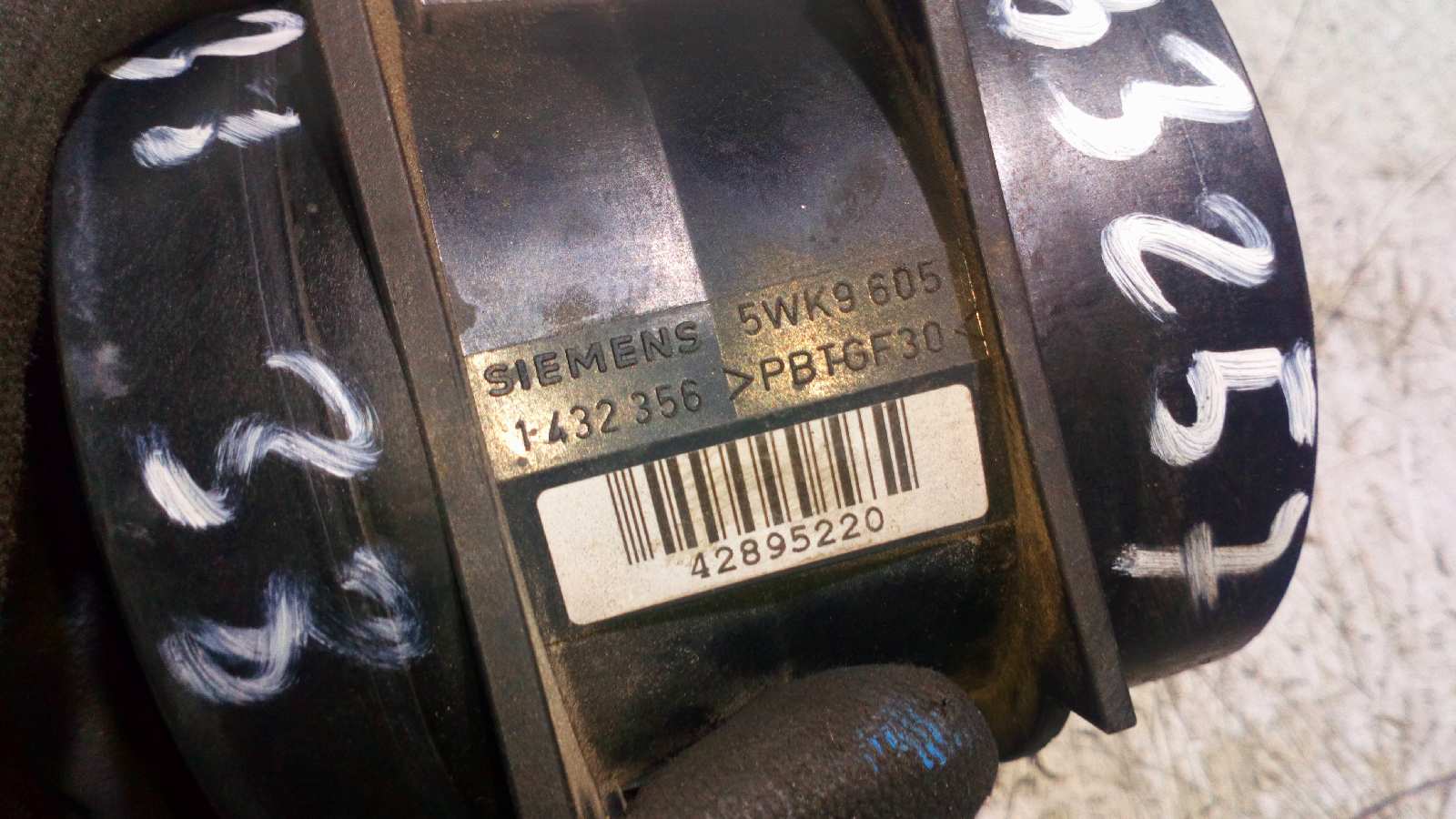 Recambio de CAUDALIMETRO para BMW SERIE 3 BERLINA (E46) referencia OEM IAM 1432356   - AZUL 4