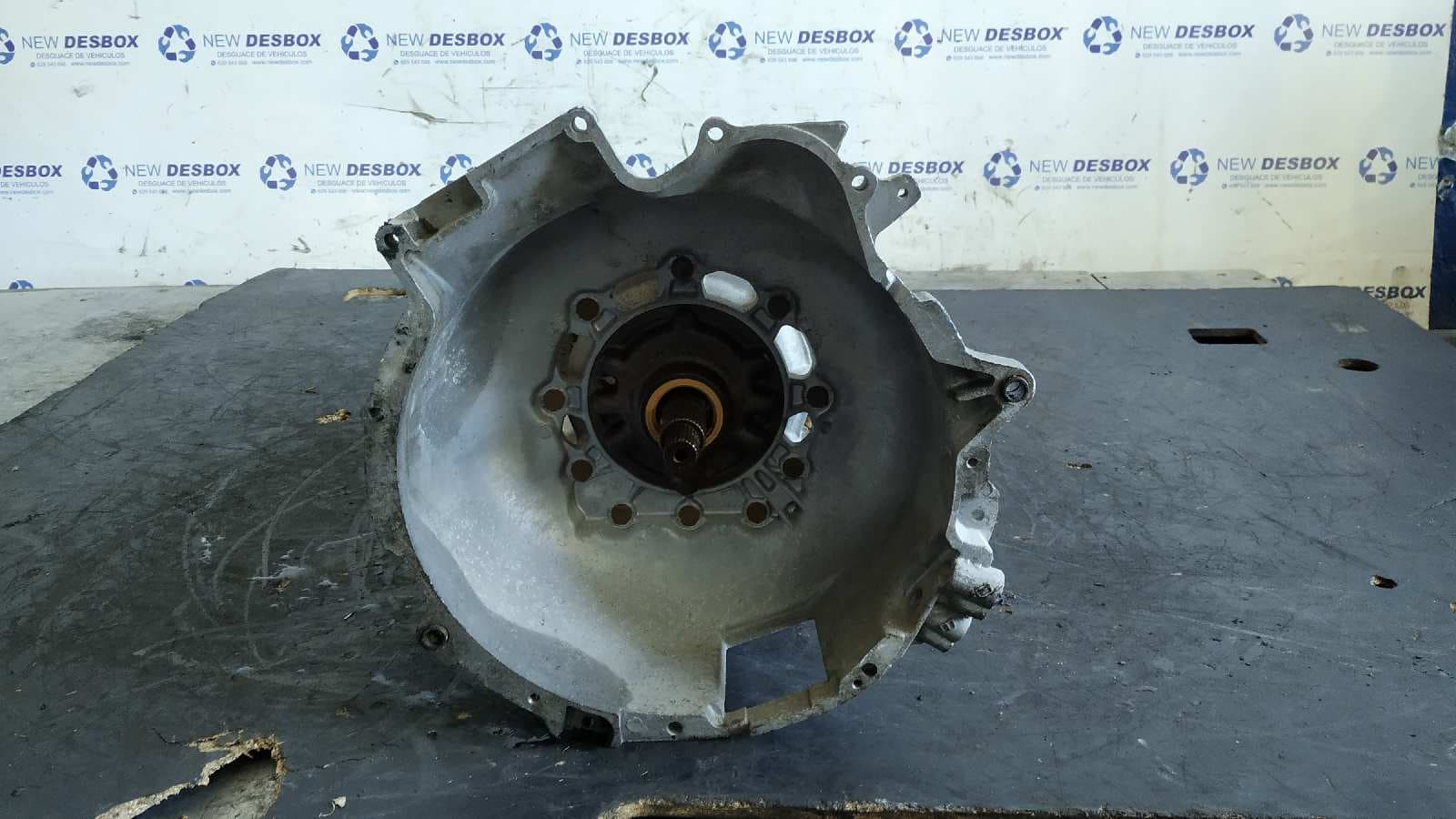 Recambio de CAJA CAMBIOS para BMW SERIE 7 (E32) M35B35 referencia OEM IAM 3HP22