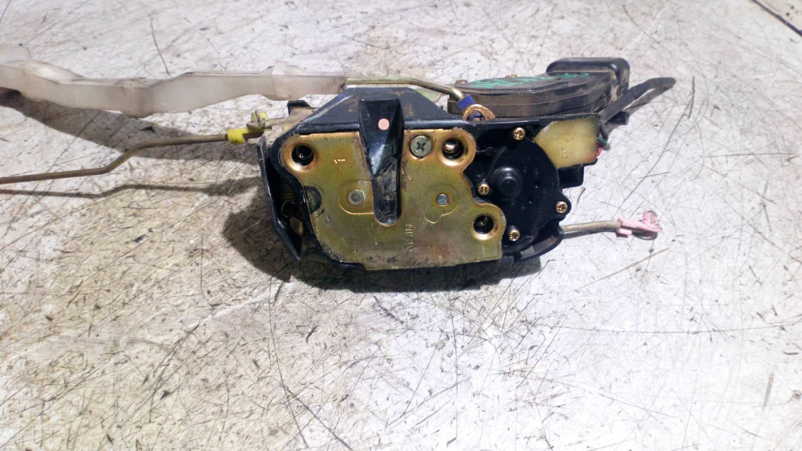 Recambio de CERRADURA PUERTA DELANTERA IZQUIERDA para TOYOTA LAND CRUISER (J9) 3.0 Turbodiesel 1KZTE referencia OEM IAM    - VERDE 3