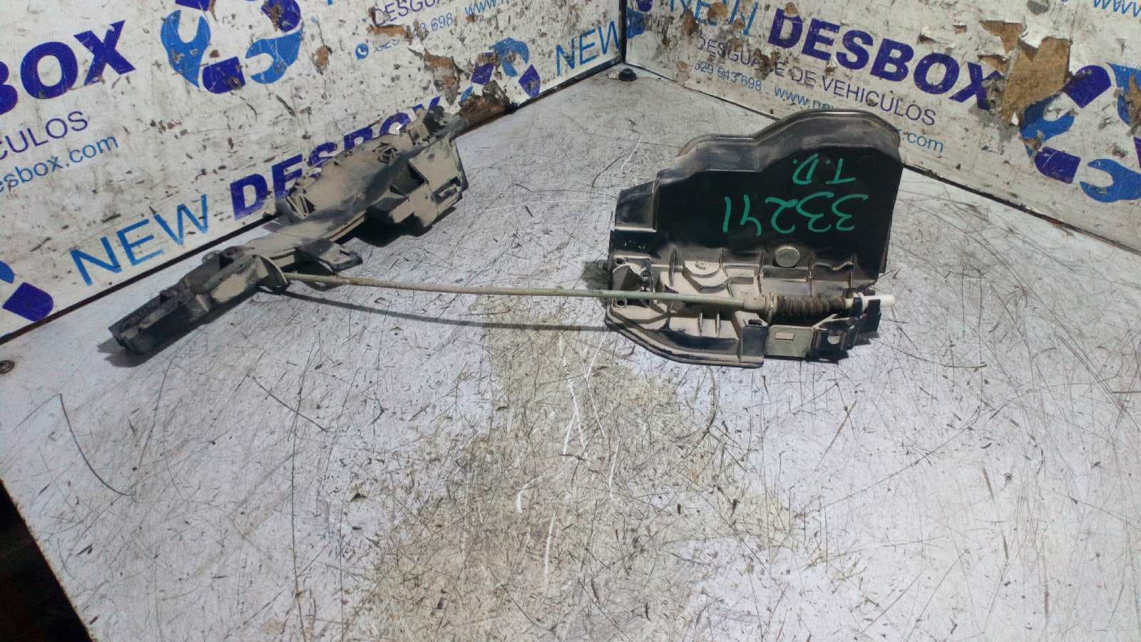 Recambio de CERRADURA PUERTA TRASERA DERECHA para BMW SERIE 1 BERLINA (E81/E87) M47N204D4 referencia OEM IAM    - GRIS