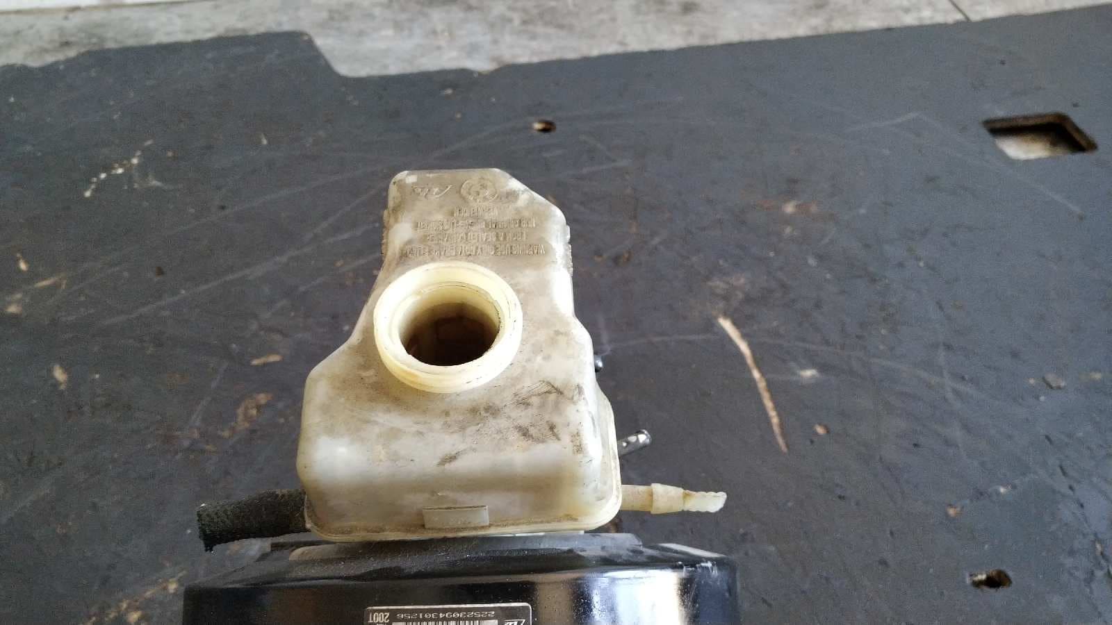 Recambio de BOMBA FRENO para BMW SERIE 1 BERLINA (E81/E87) 2.0 16V Diesel CAT M47N204D4 referencia OEM IAM 03350886541   - GRIS 4