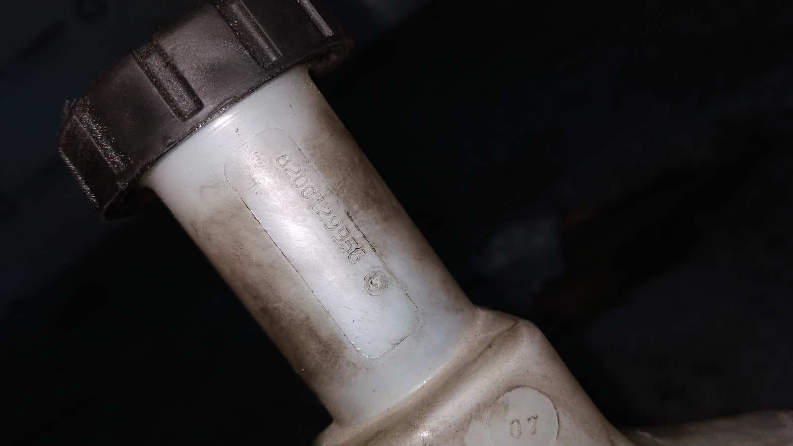 Recambio de BOMBA FRENO para RENAULT CLIO III 1.2 16V D4F H7 referencia OEM IAM 8200129956   - BLANCO 2