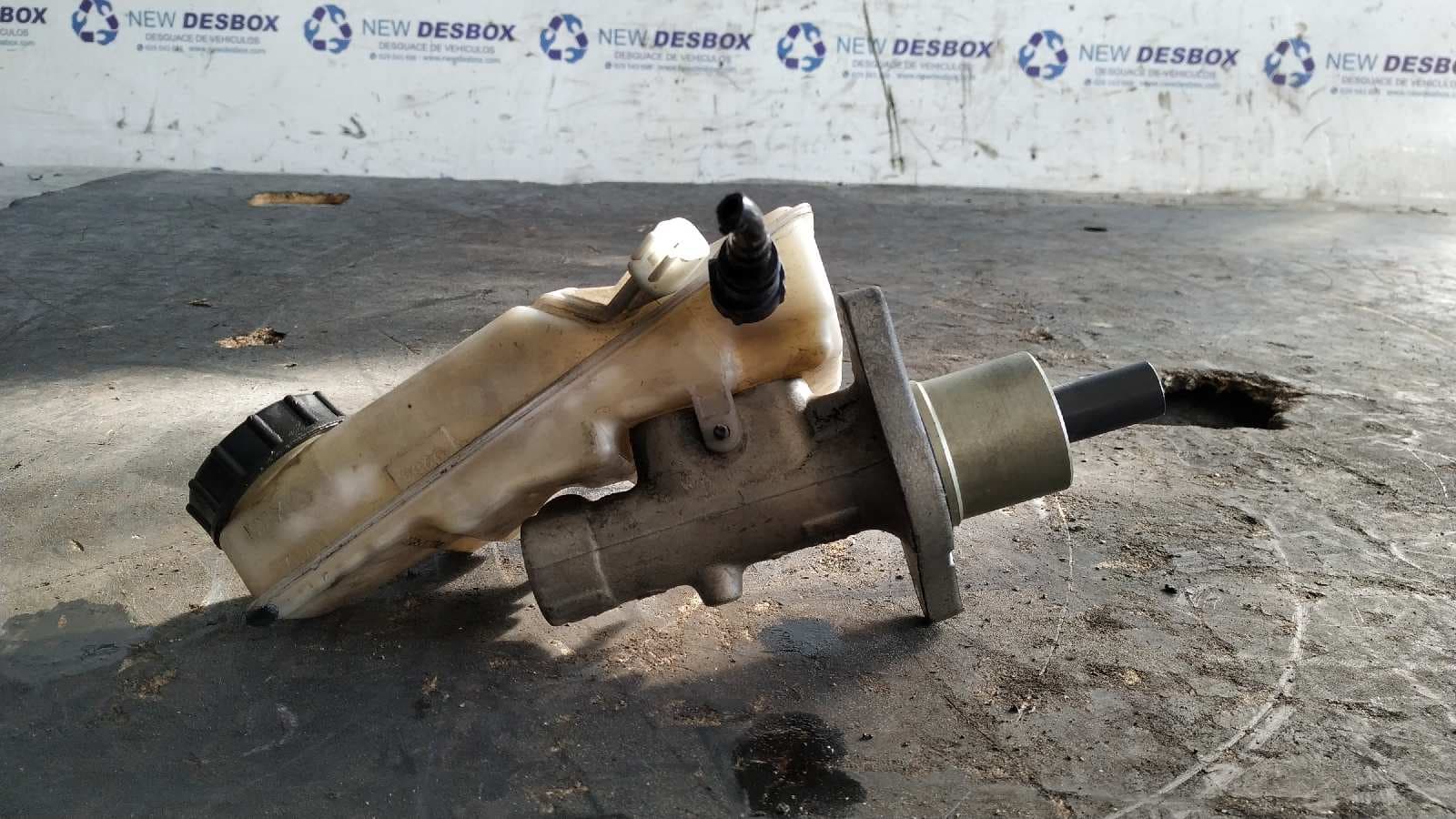 Recambio de BOMBA FRENO para FORD FOCUS BERLINA (CAP) Ghia G8DA referencia OEM IAM 03350891031   - ROJO 6