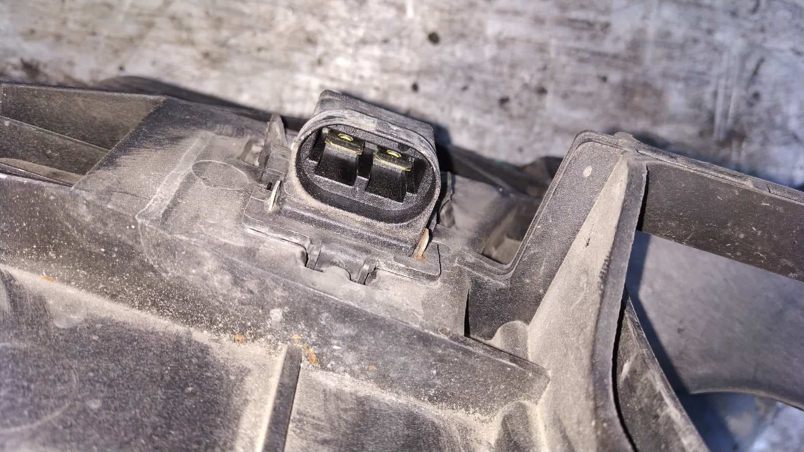 Recambio de ELECTROVENTILADOR para RENAULT LAGUNA II GRANDTOUR (KG0) 1.9 dCi Diesel F9Q C7 referencia OEM IAM 1831068000   - DORADO 5
