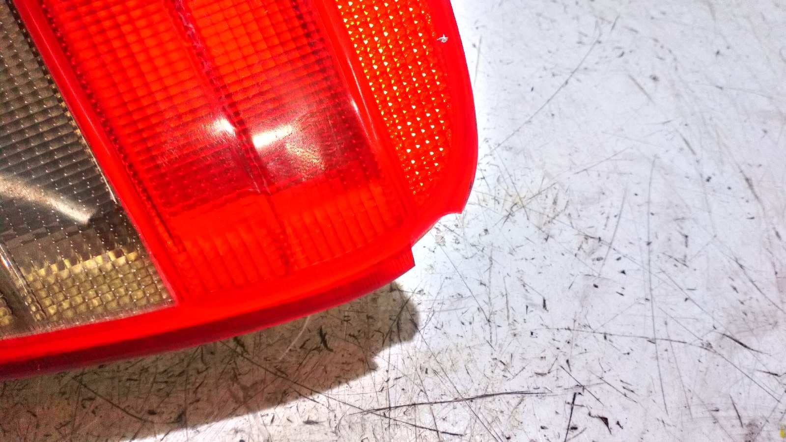 Recambio de PILOTO TRASERO IZQUIERDO para MERCEDES-BENZ CLASE C (W202) BERLINA 2.5 20V Turbodiesel CAT 605960 referencia OEM IAM 2028200964L   - GRANATE 2