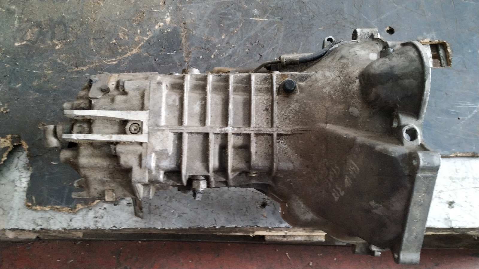 Recambio de CAJA CAMBIOS para BMW SERIE 3 BERLINA (E30) M10B18 referencia OEM IAM 2400036610 2