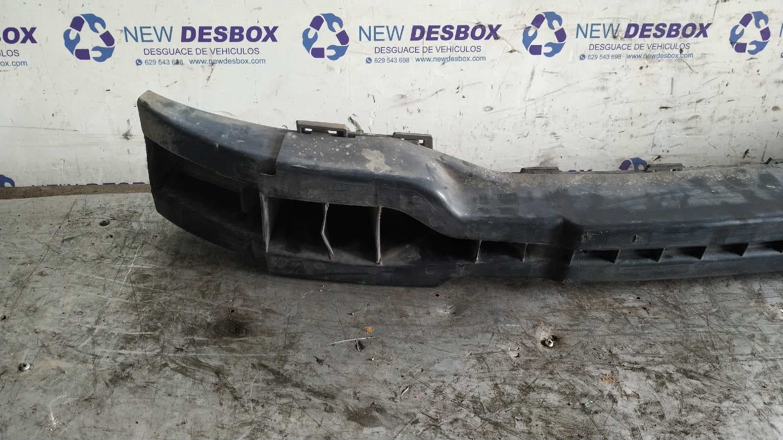 Recambio de REFUERZO PARAGOLPES DELANTERO para PEUGEOT PARTNER (S2) Combiespace Pack CD RHYDW10TD referencia OEM IAM 9643814880   - BLANCO 4