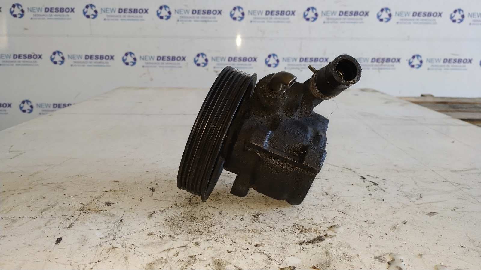 Recambio de BOMBA DIRECCION para FORD FIESTA BERLINA 1.25 16V CAT DHF referencia OEM IAM 1KD0312   - AZUL 5