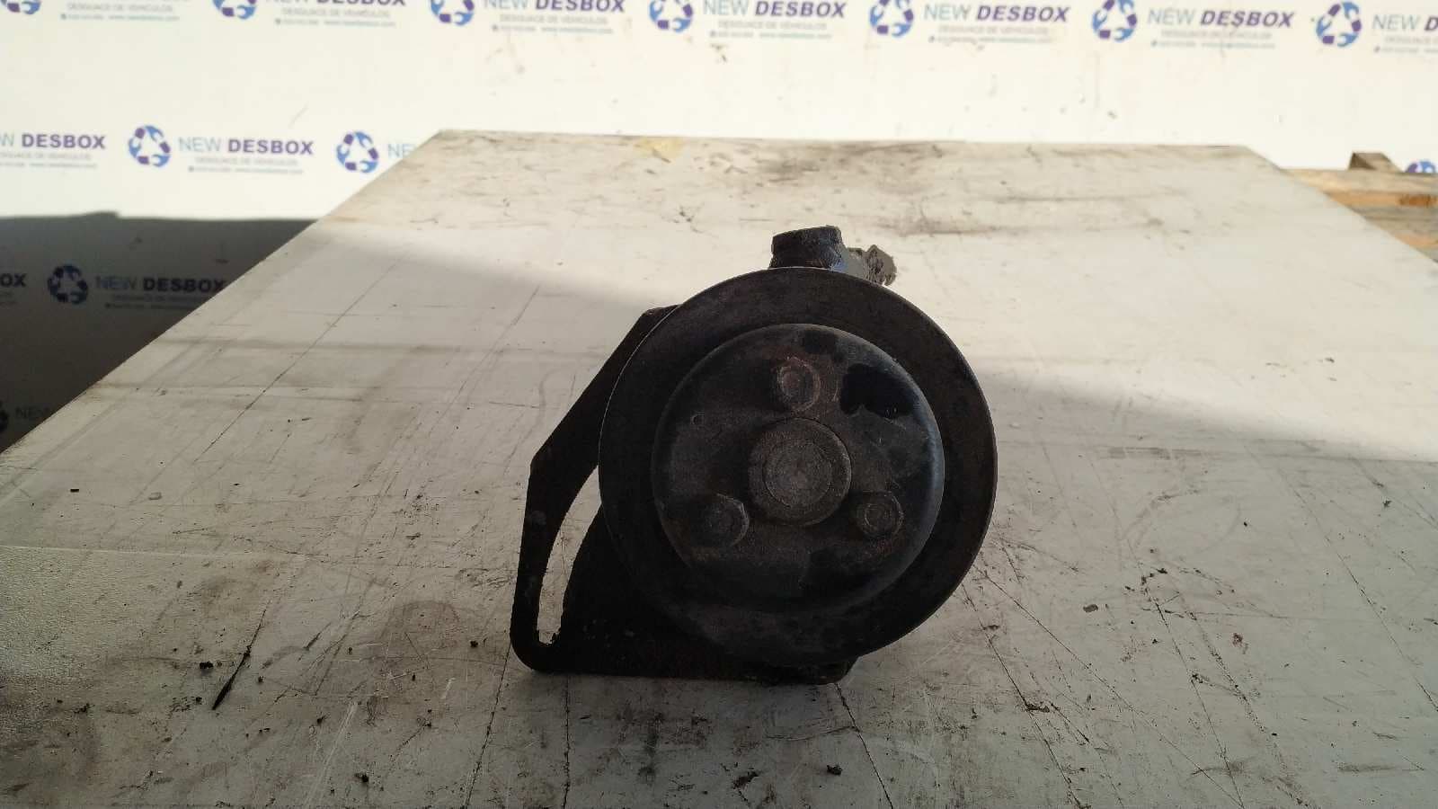 Recambio de BOMBA DIRECCION para NISSAN TRADE 3.0 Diesel A428       referencia OEM IAM 7681955174   - BLANCO