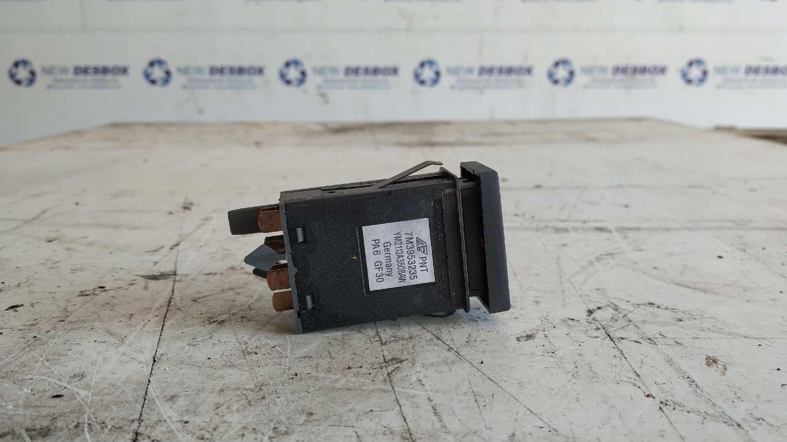 Recambio de WARNING para FORD GALAXY (VY) Ambiente AUY referencia OEM IAM YM2113A350BAW   - ROJO 2