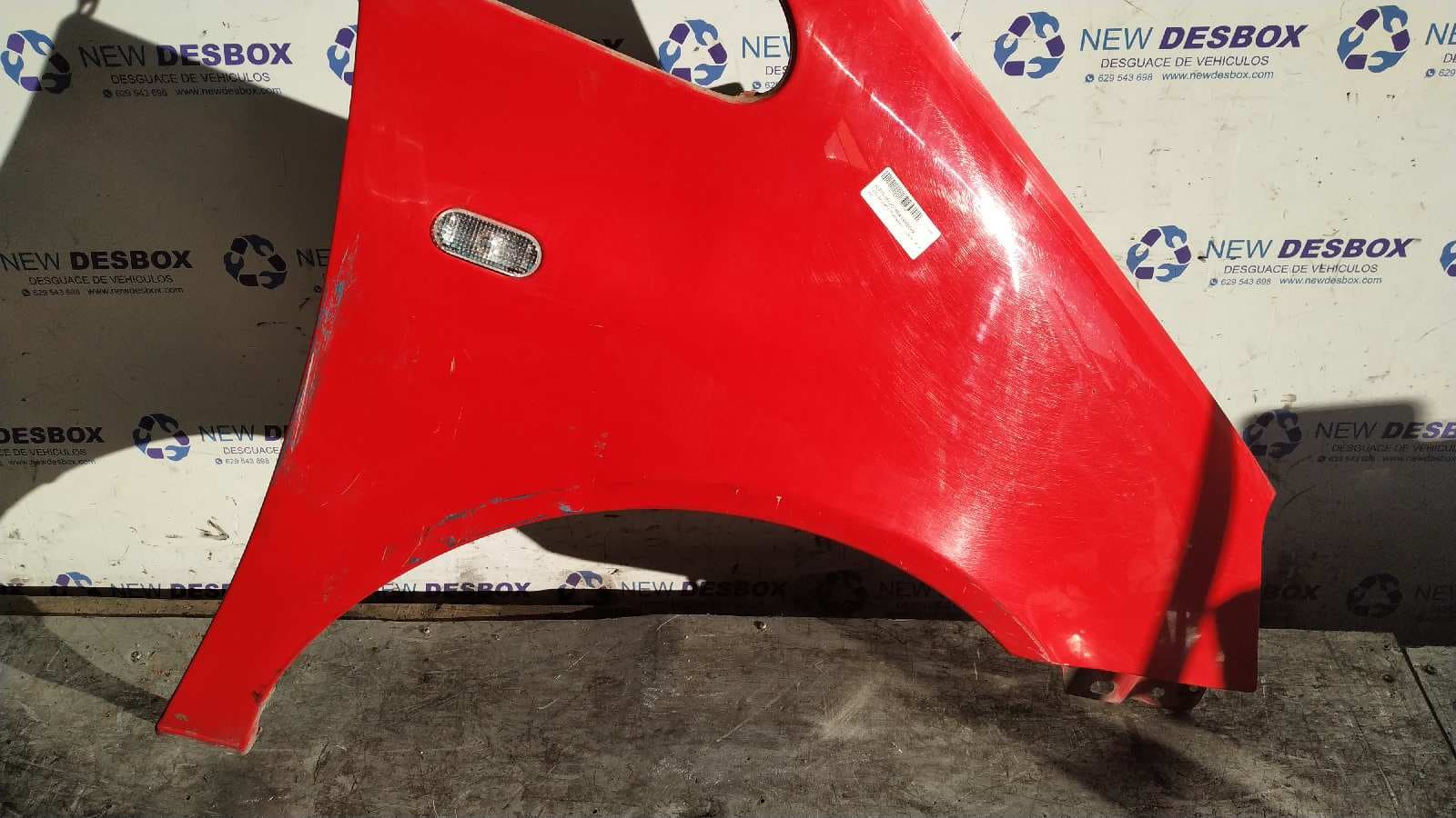 Recambio de ALETA DELANTERA DERECHA para FORD GALAXY (VY) Ambiente AUY referencia OEM IAM 1302987   - ROJO 2