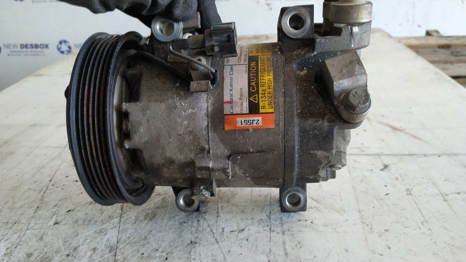 Recambio de COMPRESOR AIRE ACONDICIONADO para NISSAN PRIMERA BERLINA (P12) 1.6 CAT QG16       referencia OEM IAM 926009F501   - GRIS 4