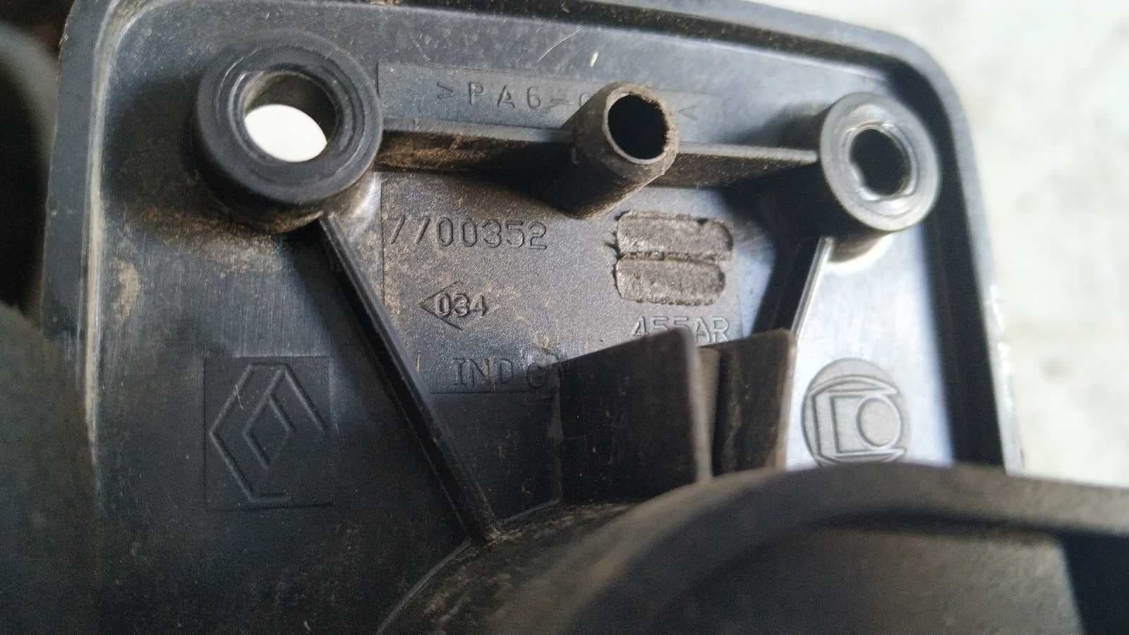 Recambio de MANETA INTERIOR TRASERA DERECHA para OPEL MOVANO 2.5 Diesel (S8U-772 / L93) S8UW7 referencia OEM IAM 7700352 3