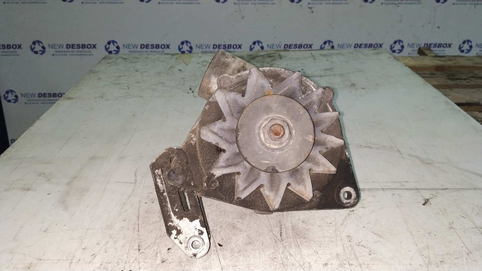 Recambio de ALTERNADOR para BMW SERIE 7 (E32) M30B30 referencia OEM IAM 0120468013