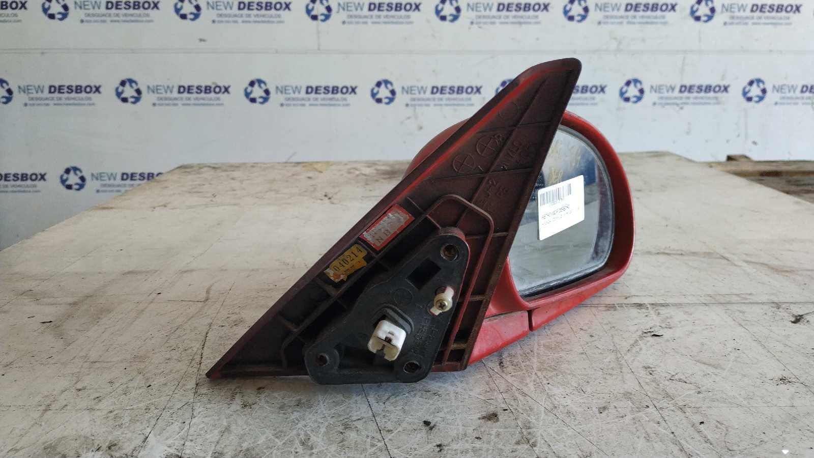 Recambio de RETROVISOR DERECHO para HYUNDAI COUPE (J2) referencia OEM IAM 010079 6
