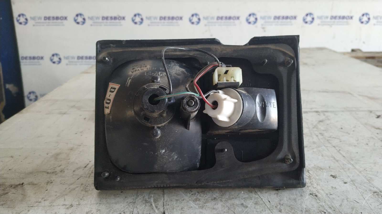 Recambio de PILOTO TRASERO IZQUIERDO para HYUNDAI S-COUPE (SL) referencia OEM IAM 5