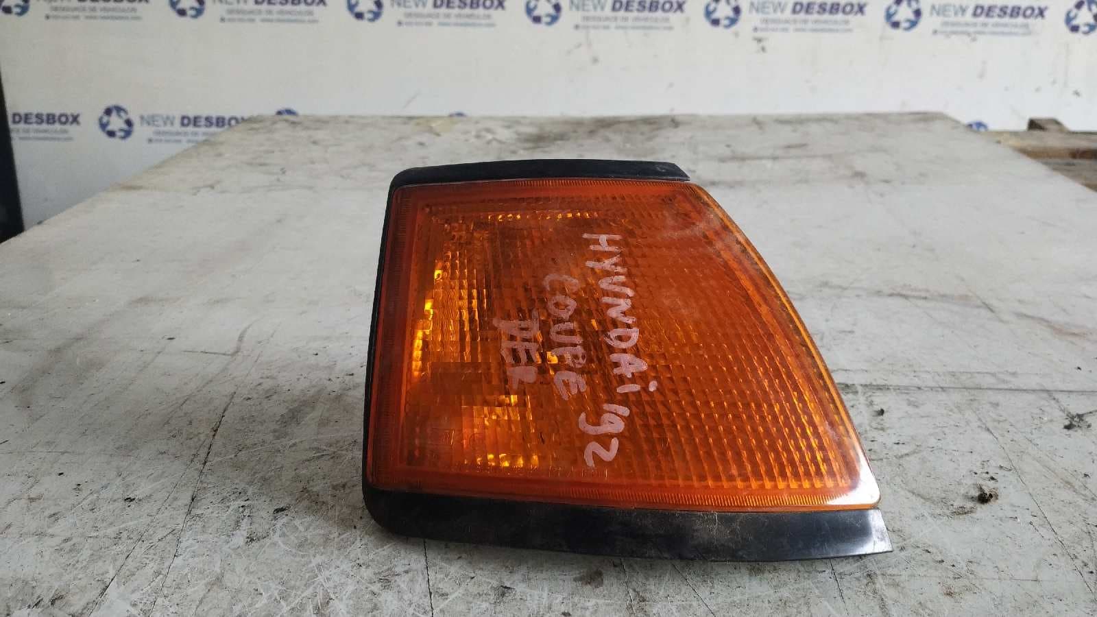 Recambio de PILOTO DELANTERO DERECHO para HYUNDAI S-COUPE (SL) referencia OEM IAM 921222